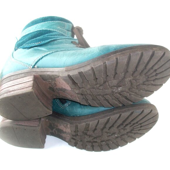 Dromedaris Kara Turquoise Suede & Leather Lace-Up + SIde=Zip Boots - Picture 8 of 8